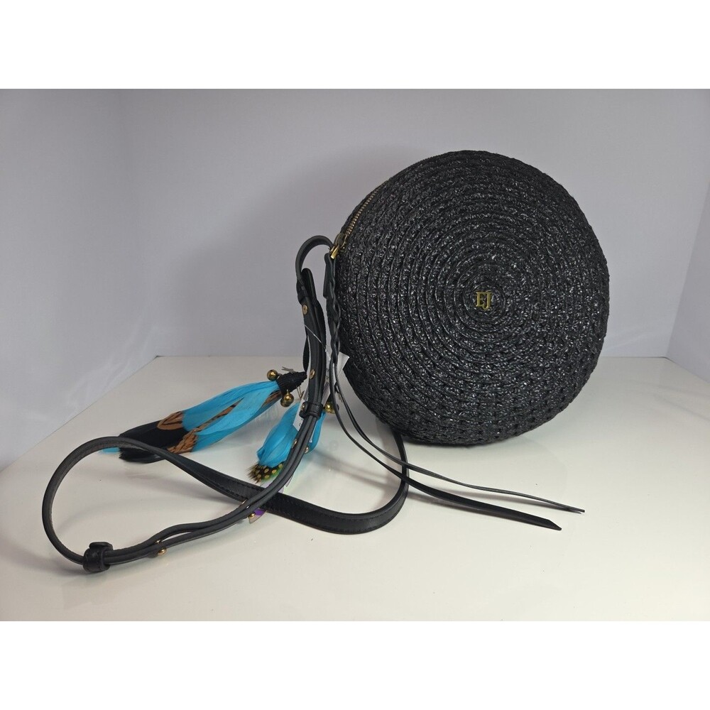Eric Javits Canteen Style Black Woven Shoulder Bag w/Feather Details 9" Across - Picture 2 of 14